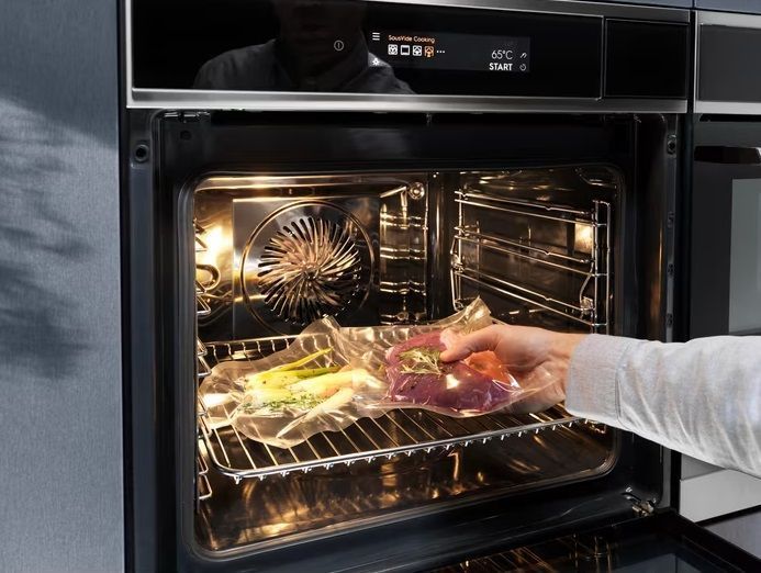Духова шафа Electrolux електрична, 70л, A++, пара, дисплей, конвекція, внутрішня камера, ф-ція пароварки, чорний+нерж (KOAAS31CX) 374569 фото