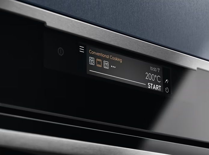 Духова шафа Electrolux електрична, 70л, A++, пара, дисплей, конвекція, внутрішня камера, ф-ція пароварки, чорний+нерж (KOAAS31CX) 374569 фото